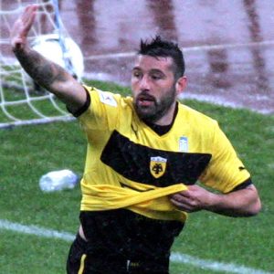 pavlis-aek.jpg